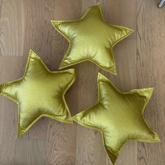 Gold Star-Shaped Puffy Pillow Cushions - Picture 1 of 10